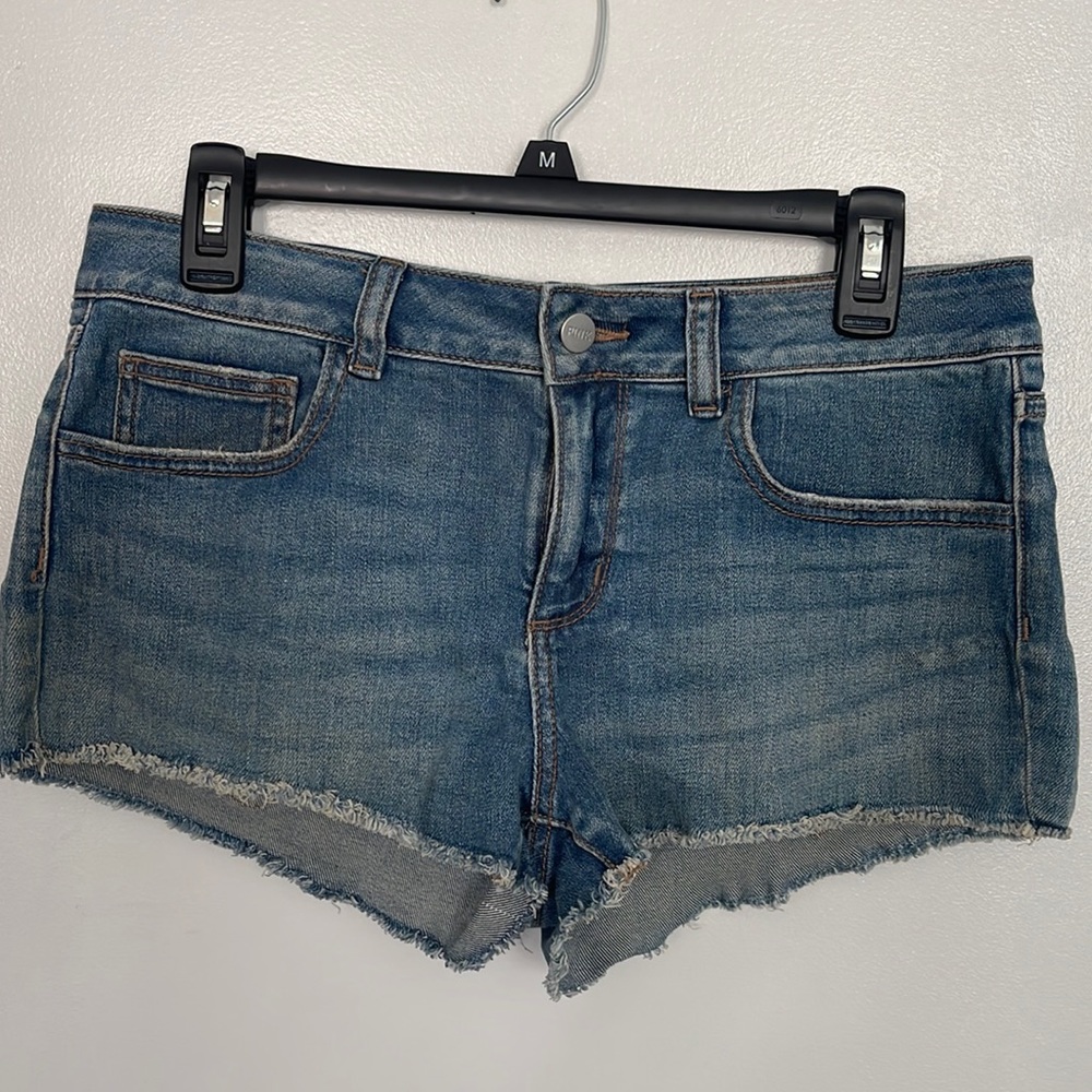 Victoria secret pink daisy duke jean shorts low waisted frayed size 10 pre-loved